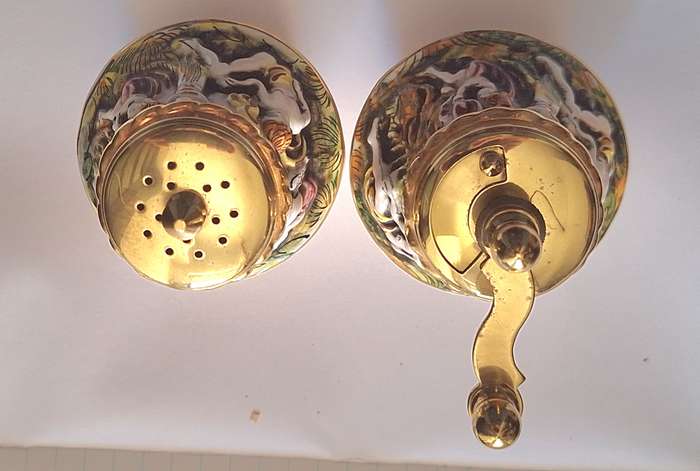 Vintage Capodimonte Salt Shaker & Pepper Mill High Relief Cherubs Made in Italy in original box