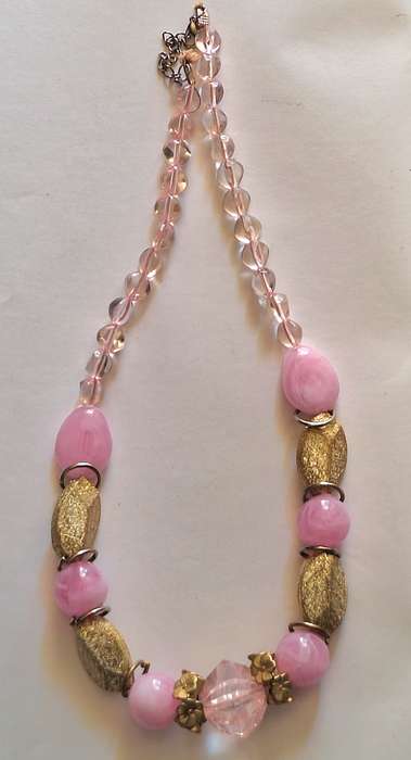 Costume Jewellery Vintage Bead Necklace Pink and Gold colour