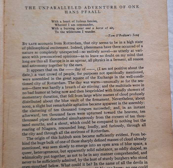 The Complete Tales and Poems of Edgar Allan Poe Paperback