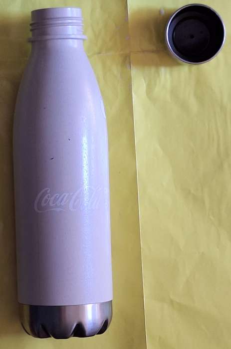 Coca-Cola Peninsula Beverages Water Bottle with screw on lid
