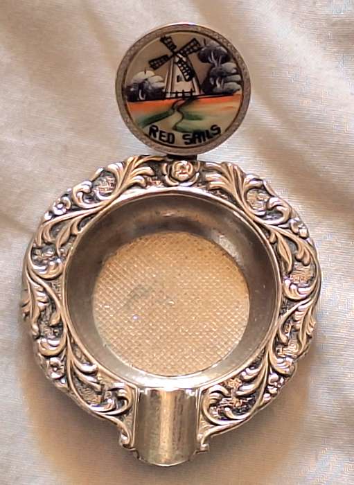 Small Vintage Metal Ashtray with "Red Sails" Crest