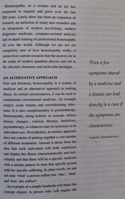 Homoeopathy for the Home by Dr Ruth Bloch and Dr Barbara Lewis Paperback