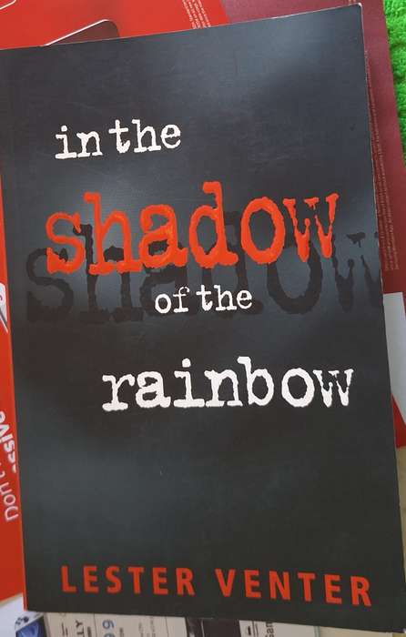In the Shadow of the Rainbow by Lester Venter Paperback