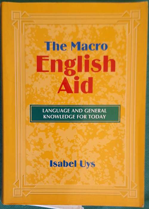 The Macro English Aid by Isabel Uys Paperback