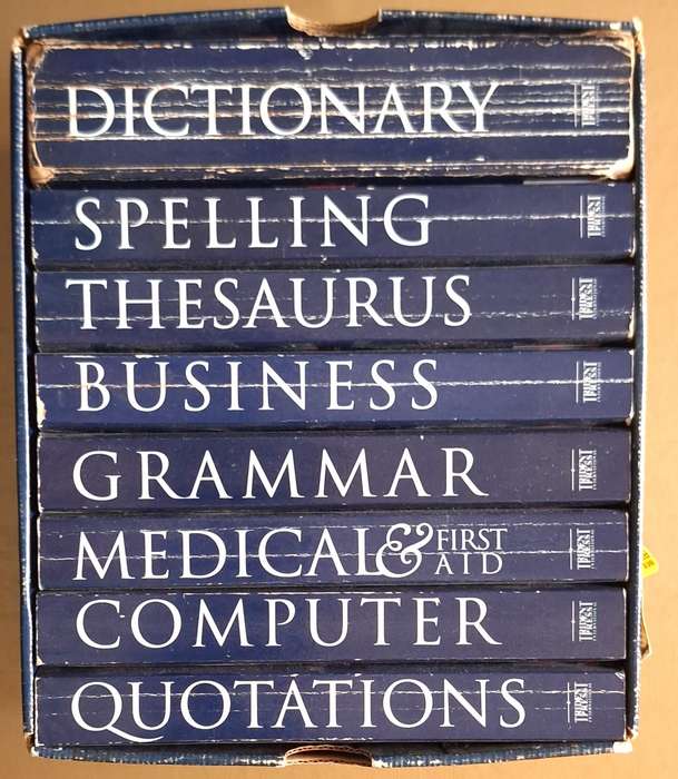 The New International Webster`s Pocket Reference Library 8 Book Boxset 1998 Softcover