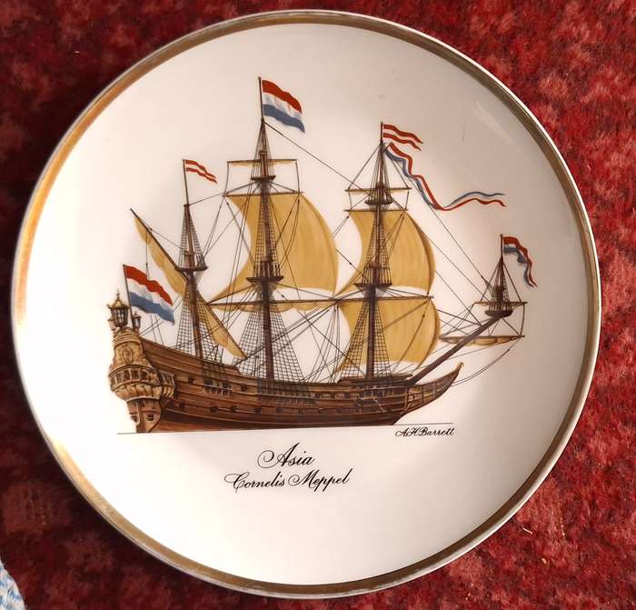 Heritage Porcelain Limited Edition Plate of Asia