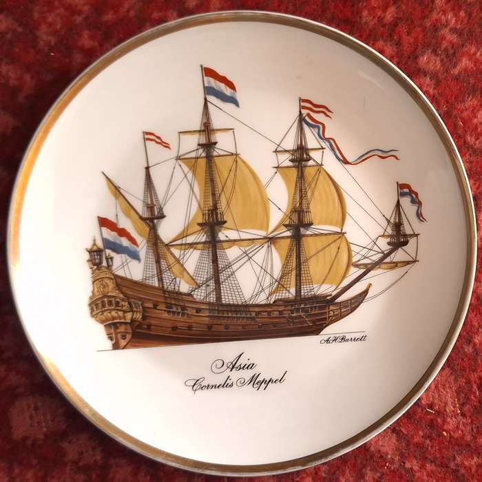 Heritage Porcelain Limited Edition Plate of Asia