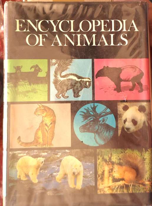 Encyclopedia of Animals by Dr Jan Hanzak, Dr Zdenek Veselovsky and David Stephen Hardcover