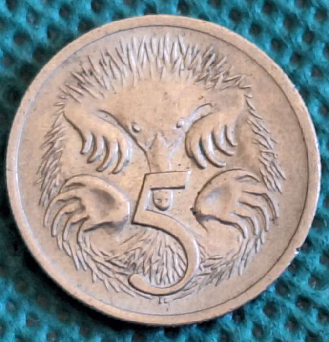 Australia 1980 Elizabeth II 5 cents Copper-nickel