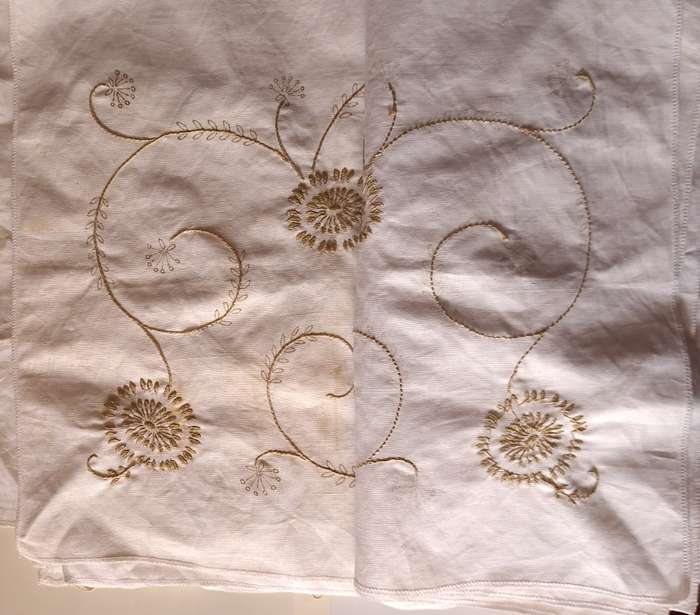 24 Linen Embroidery Squares for Table Cloth or Cushion Covers