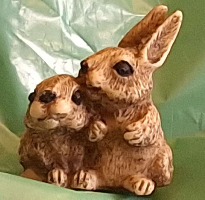 Small Resin Rabbit Ornament Damaged