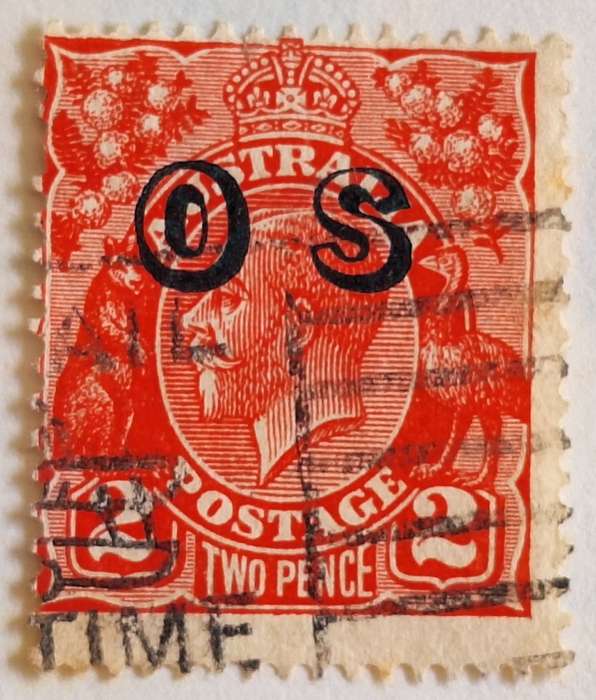 Australia 1932 George V 2d O S overprint (shift to left) 1 Used stamp