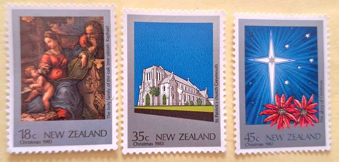 New Zealand 1983 Christmas Set of 3 Unused Hinged stamps