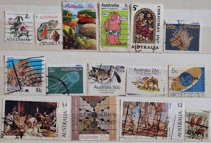 Australia Mixed Lot of 15 Used stamps