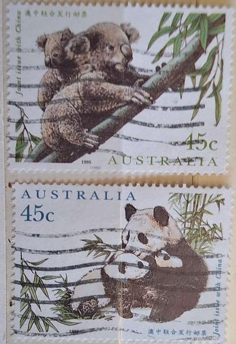Australia 1995 Australia & China Joint Issue Kaola and Panda Set of 2 Used Hinged stamps