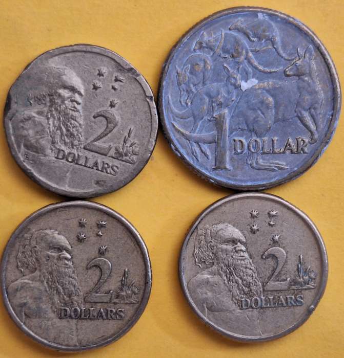 Australia 1985 $1 Aluminium bronze 1988 1990 1996 $2 Aluminium bronze (4 coins)