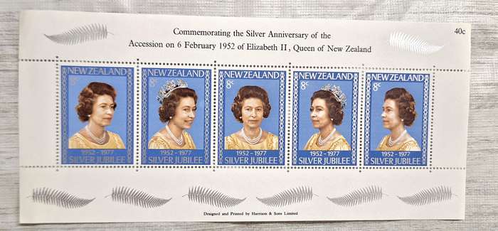 New Zealand 1977 Silver Jubilee Mint Miniature Sheet