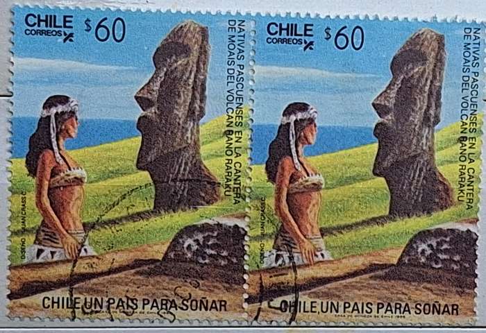 Chile 1986 Moai statues at Raraku volcano Pair of Used Hinged stamps