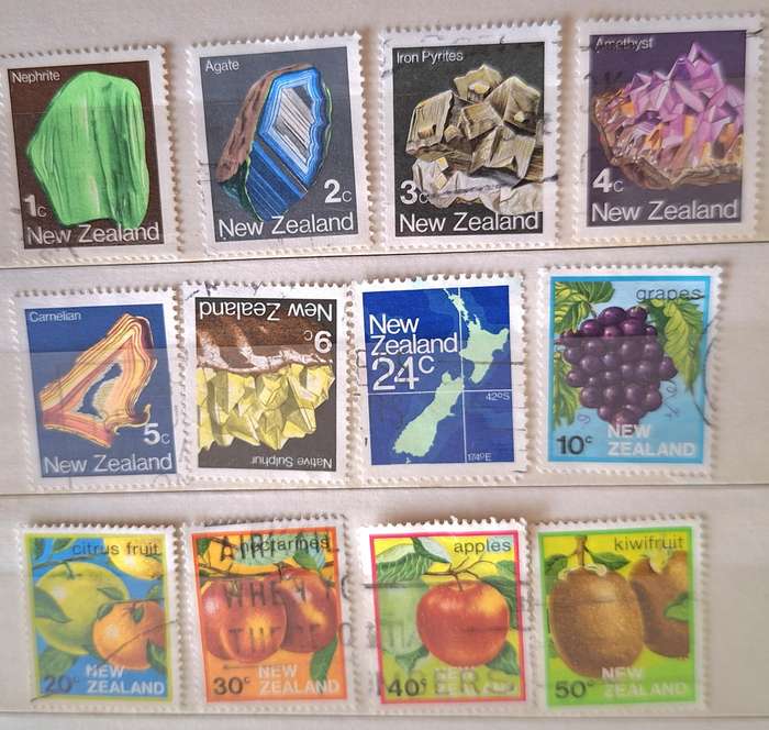 New Zealand 1982-83 Definitives Set of 12 Used stamps