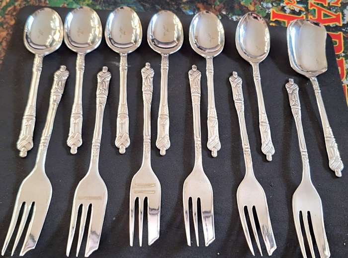 Vintage Boxed Set of 13 Piece Apostle Teaspoons, Cake Forks and Jam Spoon