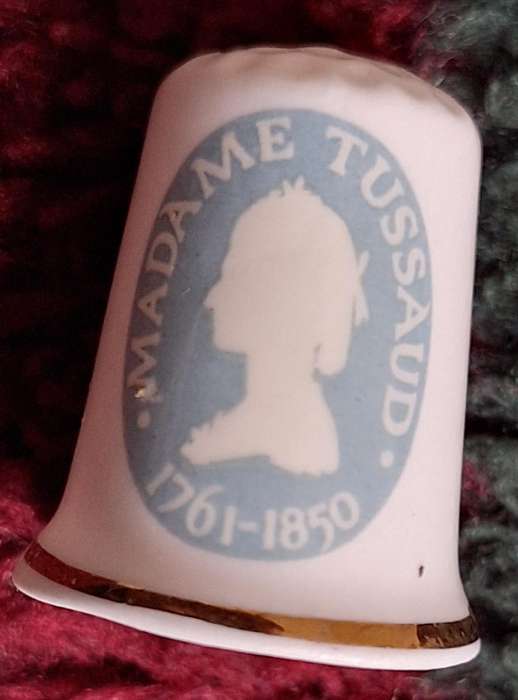 Thimble Madame Tussaud 1761-1850