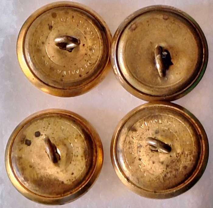 South African Navy (Lion Over Anchor) Roped Rim 22mm 1972-2002 Gilt Military uniform button
