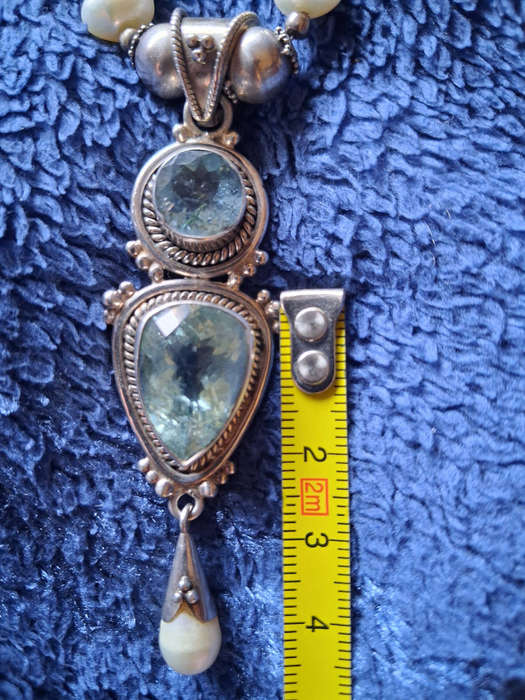 Genuine pearl and aquamarine necklace set in 925 silver