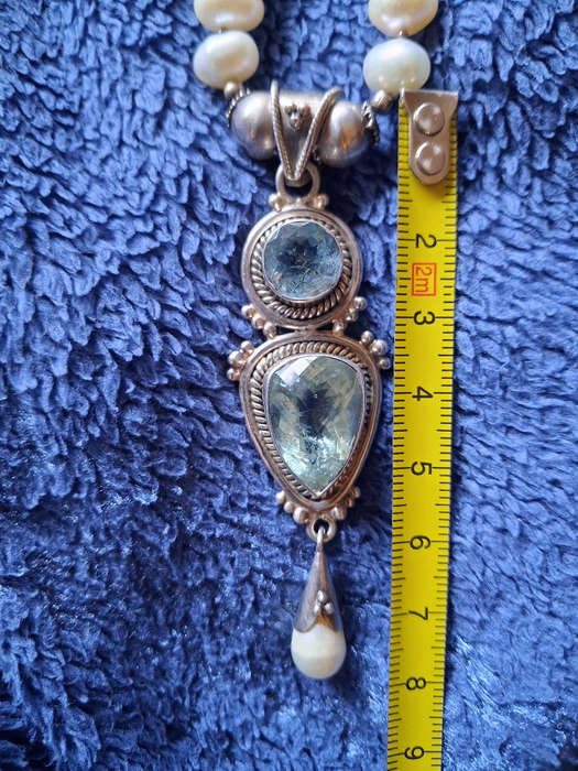 Genuine pearl and aquamarine necklace set in 925 silver