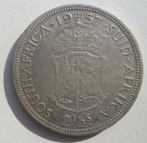 1957 2.5 SHILLING IN CIRCULATED CONDITION