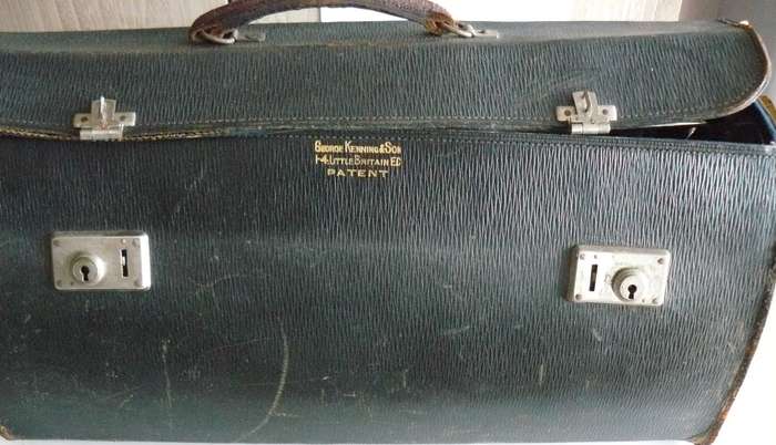DR. BAG MADE BY GEORGE KENNING IN NEED OF REPAIR