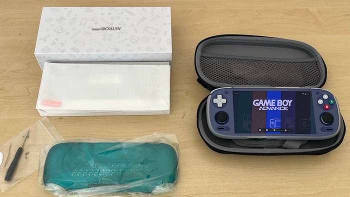 Retroid Pocket 5 + Extras