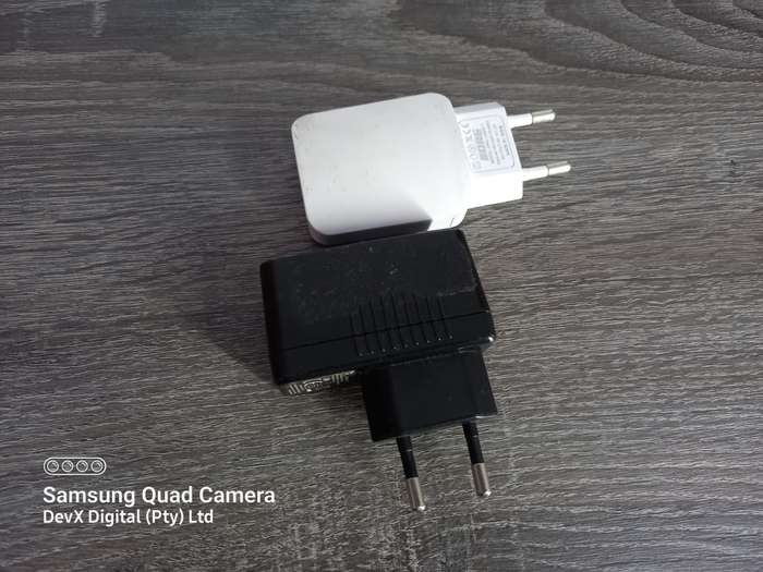 2 x USB Wall Chargers - 5V 2-Pin - Perfect For Phones & USB Devices - Verified Working Condition