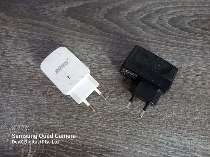 2 x USB Wall Chargers - 5V 2-Pin - Perfect For Phones & USB Devices - Verified Working Condition