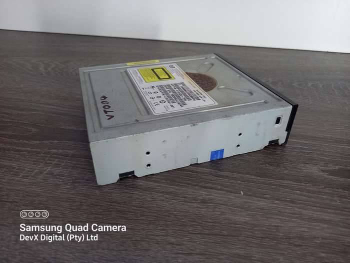 Verified Tested - HP DVD Writer - SATA Connection + FREE SATA Cable - All 6 Sides Photographed