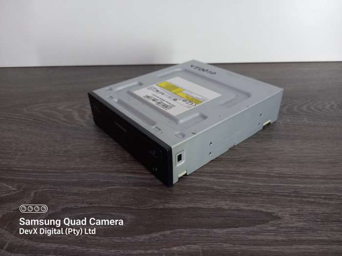 Verified Tested - Samsung DVD Writer - SATA Connection + FREE SATA Cable - All 6 Sides Photographed