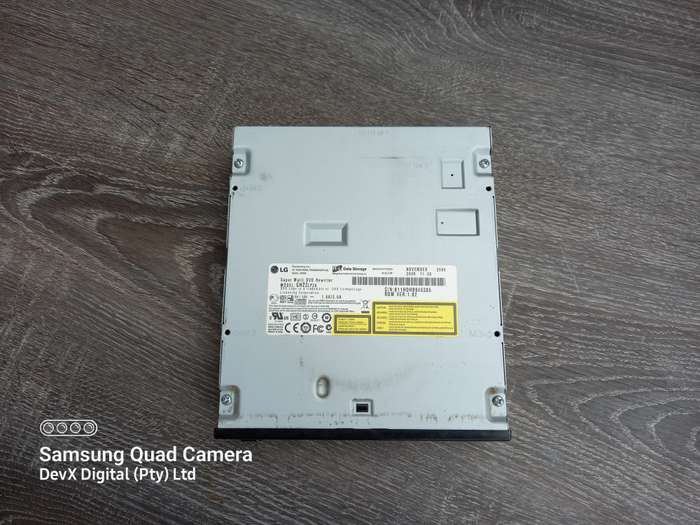 Verified Tested - LG LightScribe DVD Writer - IDE Connection + FREE IDE Cable