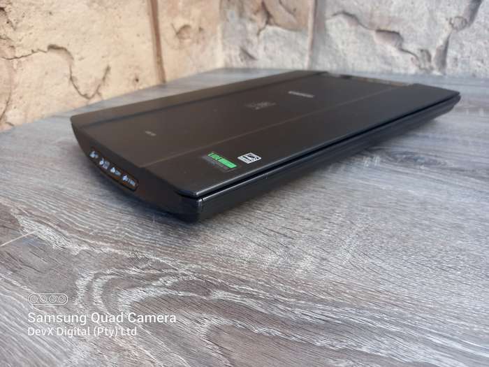 Verified Working - Canon CanoScan LiDe 110 Scanner - Includes Cable & Software - Scan Under 1 Minute