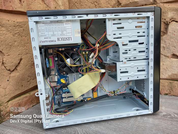 Verified Working - Gigabyte PC Build (Chassis/Motherboard) - 4GB RAM + 200GB HDD + 300W PSU