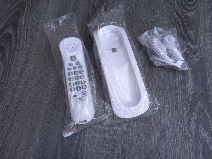Win 2 & Get 1 Free! Bell 3019 Rainbow Cord Phones - Random Colors Given - New Open Box Items