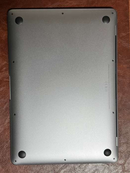***LOOK*** Macbook Air M1 in great condition