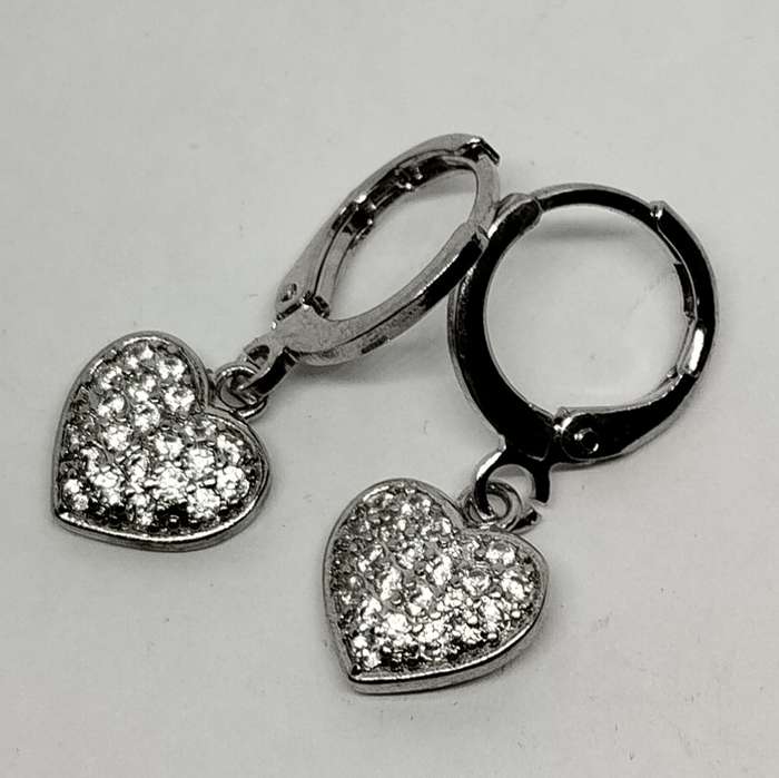 Dainty Silver Heart Costume Jewelry Earrings #F0123