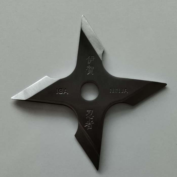 4 Point Ninja Throwing Star with Pouch #O0092