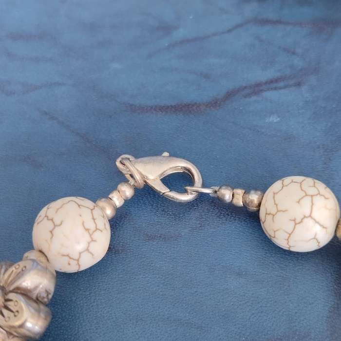 Stainless Steel Flower and Beaded Costume Jewellery Bracelet #WK0015