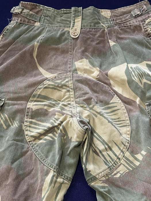 RHODESIAN CAMO TROUSERS WITH BACK PADDING AND SIDE ADJUSTERS - GOOD CONDITION