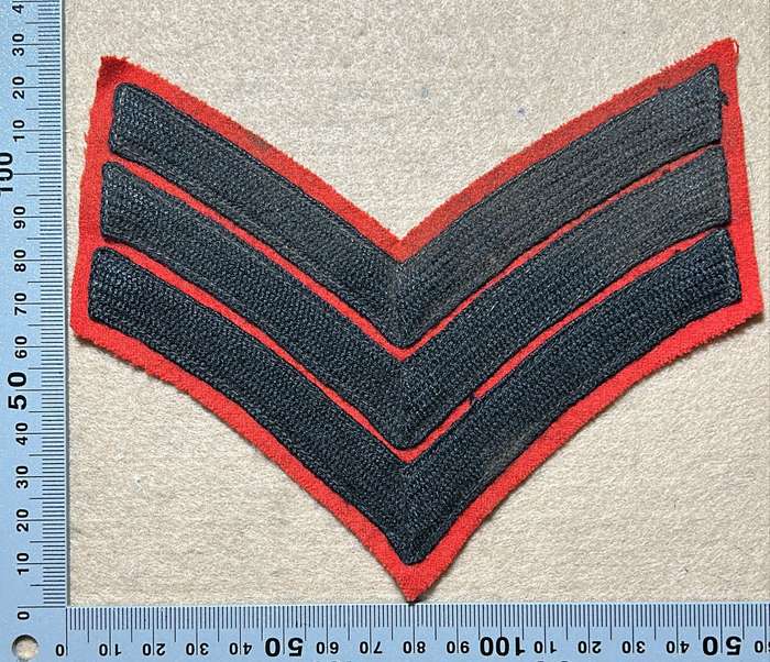 RHODESIA REGIMENT - SERGEANT SLEEVE RANK ON RED