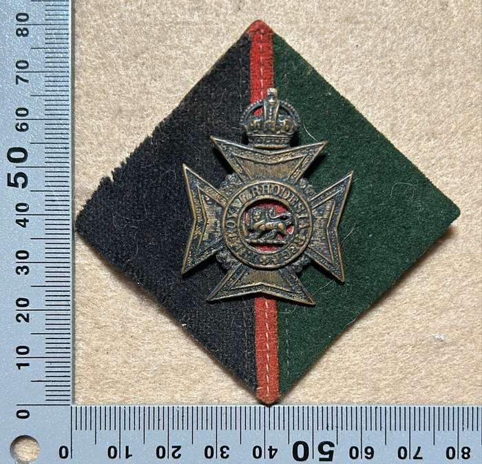 RHODESIA REGIMENT - 1 RR KC WITH FLASH BACKING