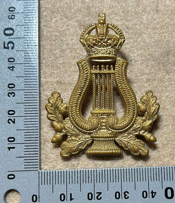 RHODESIA ARMY - 1 BRASS HARP KC