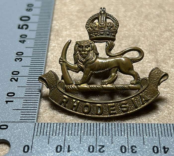 RHODESIA STAFF/ GENERAL SC - KC CAP BADGE - 1926-50
