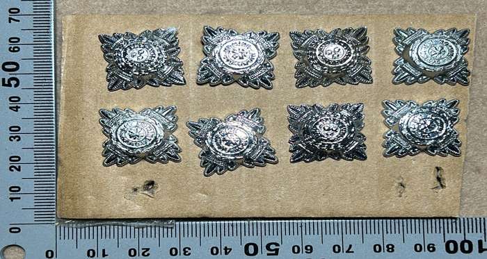 RHODESIA CROWNS AND PIPS - 8 CHROMED PIPS