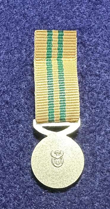 SADF/SANDF Intelligence Services Medal - Loyal Service Silver - Miniature